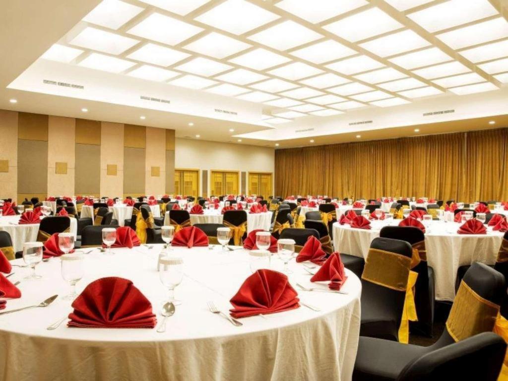 Lemo Hotel Serpong Τάνγκερανγκ Εξωτερικό φωτογραφία