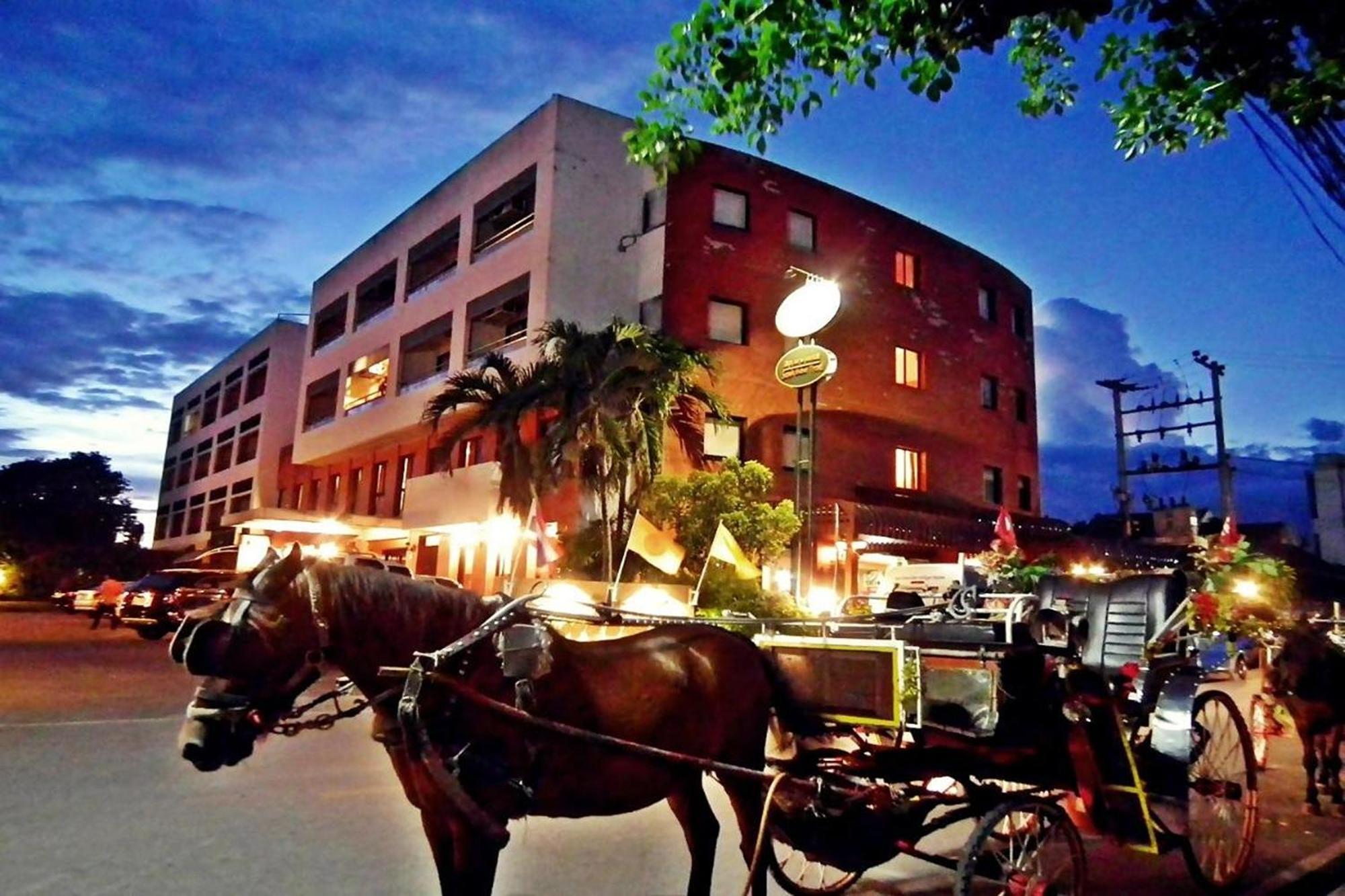 Lemo Hotel Serpong Τάνγκερανγκ Εξωτερικό φωτογραφία