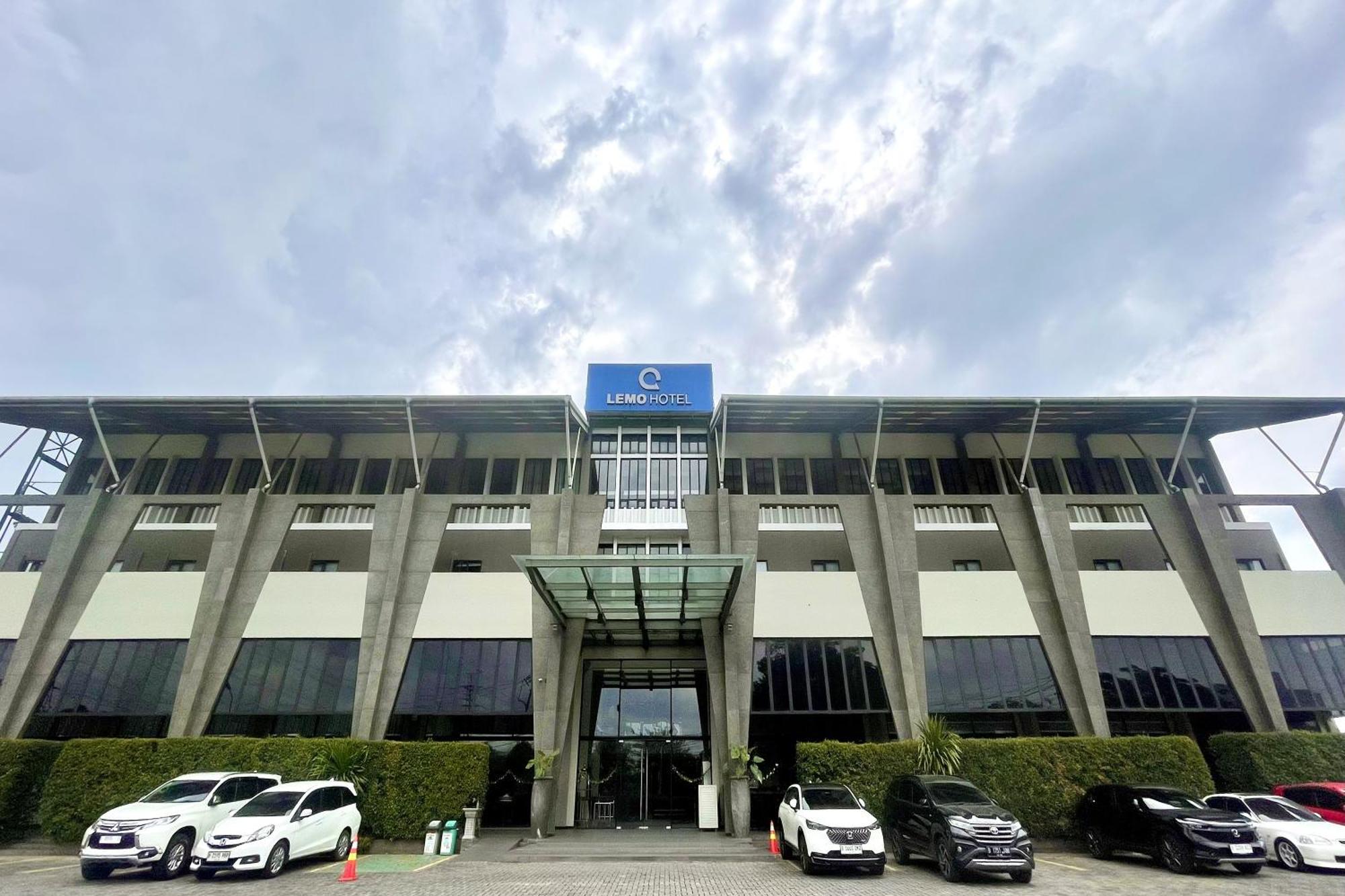 Lemo Hotel Serpong Τάνγκερανγκ Εξωτερικό φωτογραφία