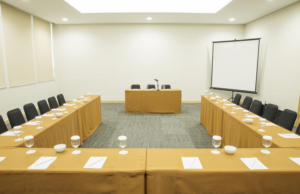 Lemo Hotel Serpong Τάνγκερανγκ Εξωτερικό φωτογραφία