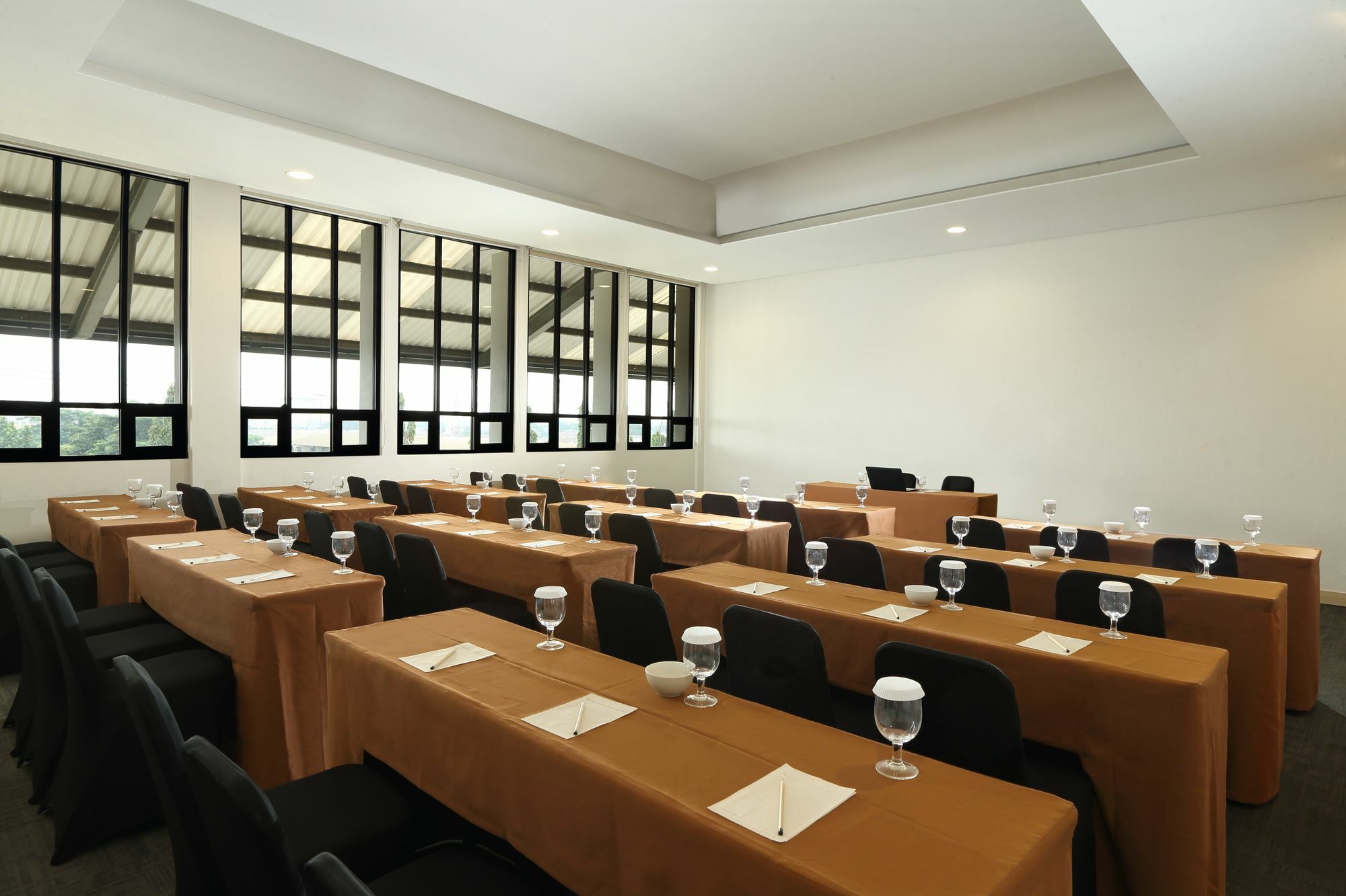 Lemo Hotel Serpong Τάνγκερανγκ Εξωτερικό φωτογραφία